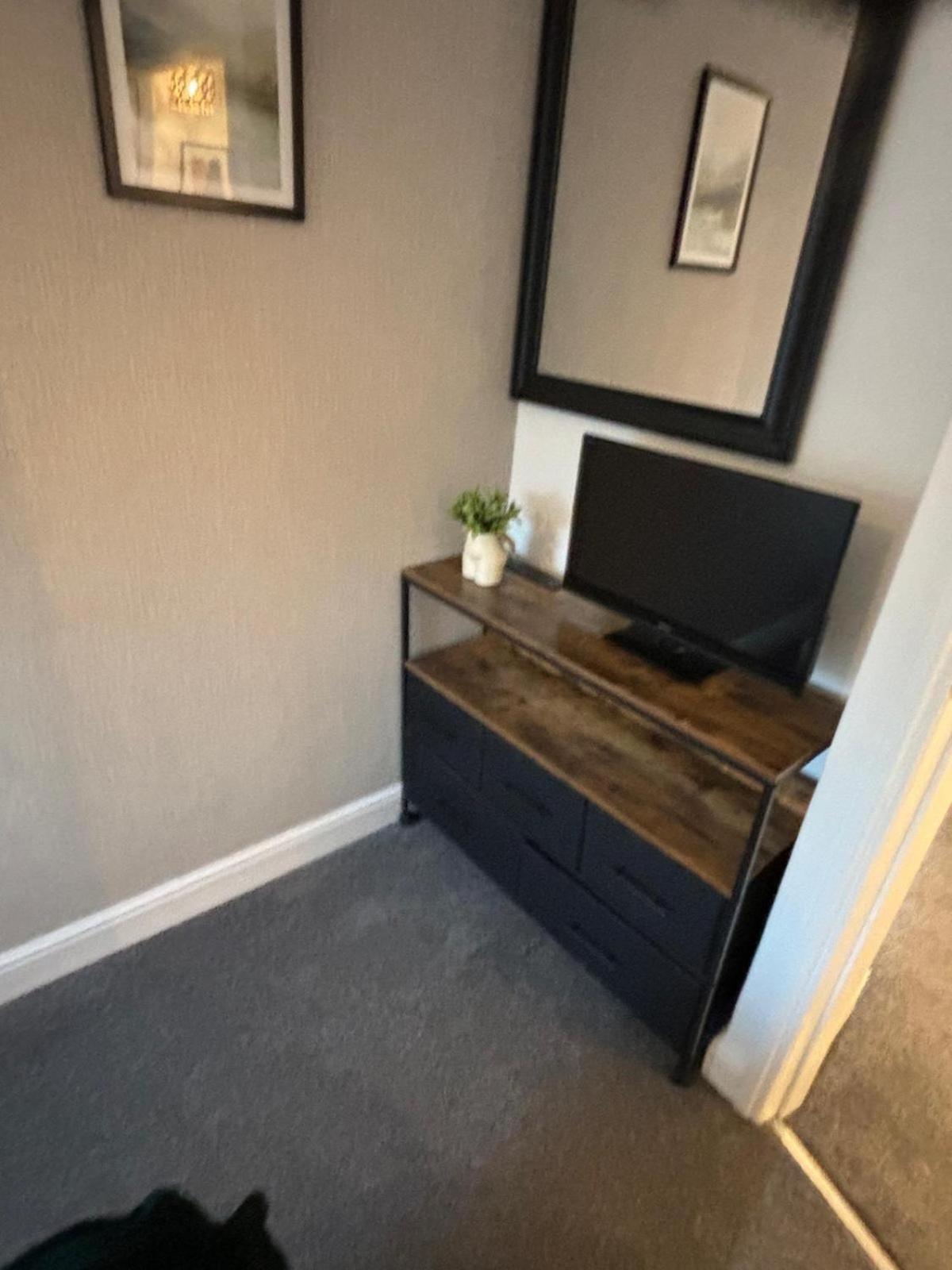 Stunning House - Sleeps 7 - 5 Mins Walk To Lincoln High Street - Parking - Wifi Villa Buitenkant foto