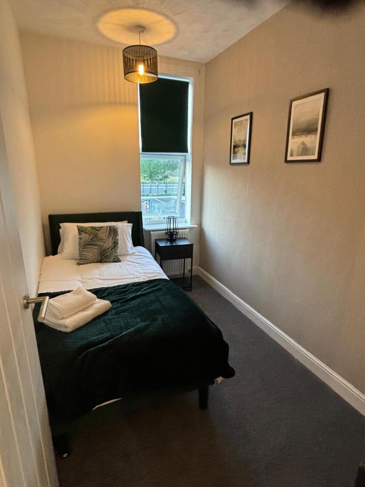 Stunning House - Sleeps 7 - 5 Mins Walk To Lincoln High Street - Parking - Wifi Villa Buitenkant foto