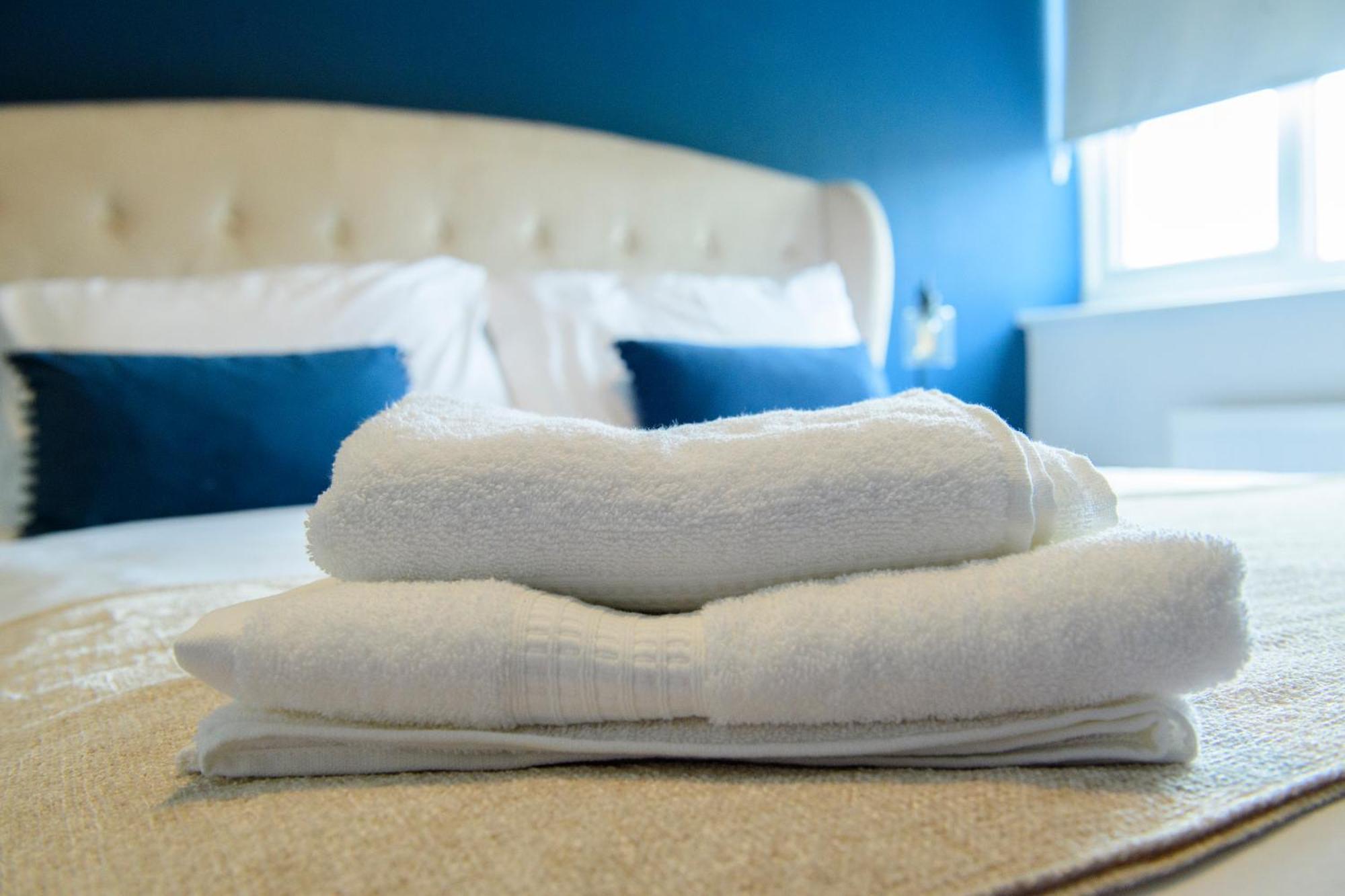 Stunning House - Sleeps 7 - 5 Mins Walk To Lincoln High Street - Parking - Wifi Villa Buitenkant foto