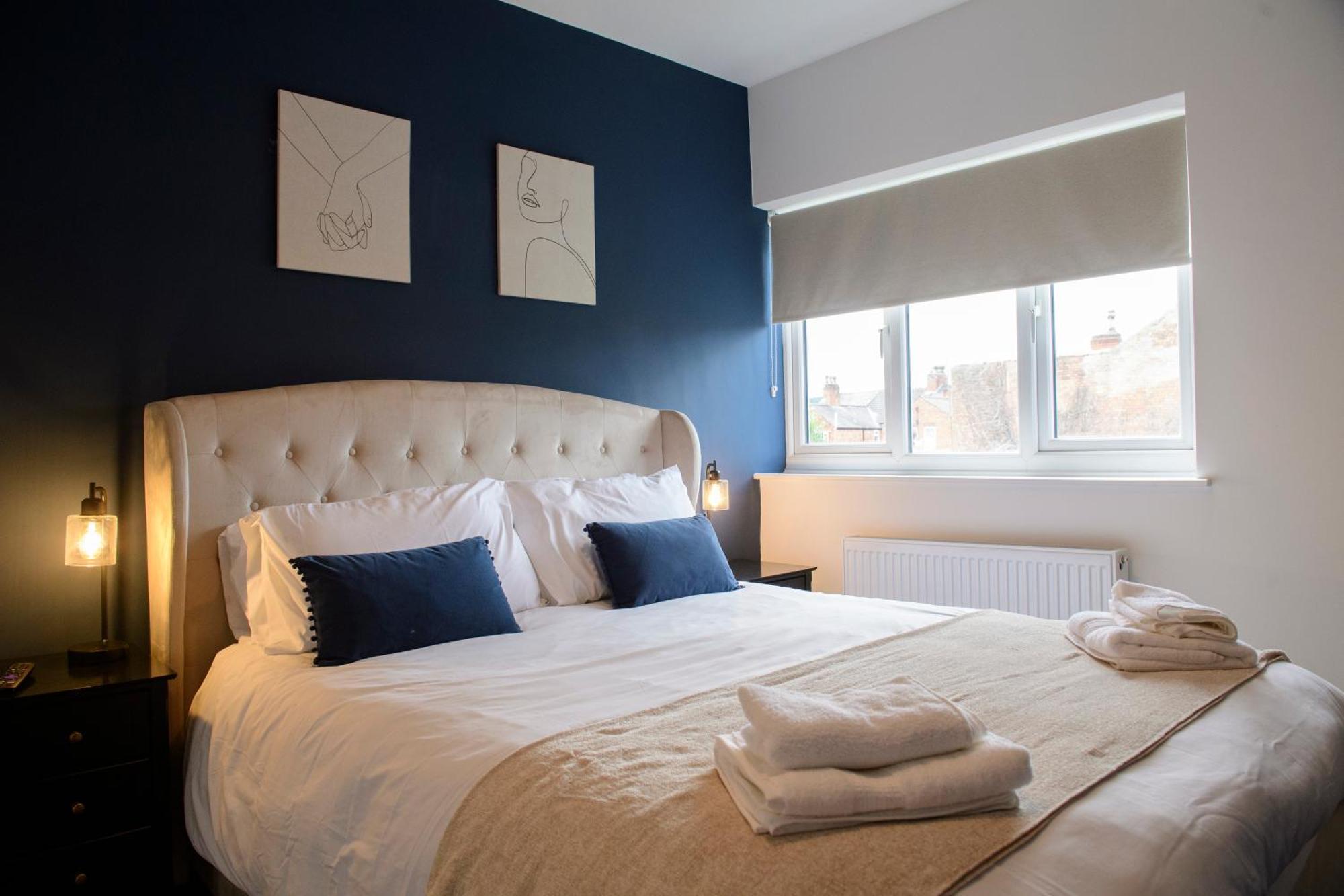 Stunning House - Sleeps 7 - 5 Mins Walk To Lincoln High Street - Parking - Wifi Villa Buitenkant foto