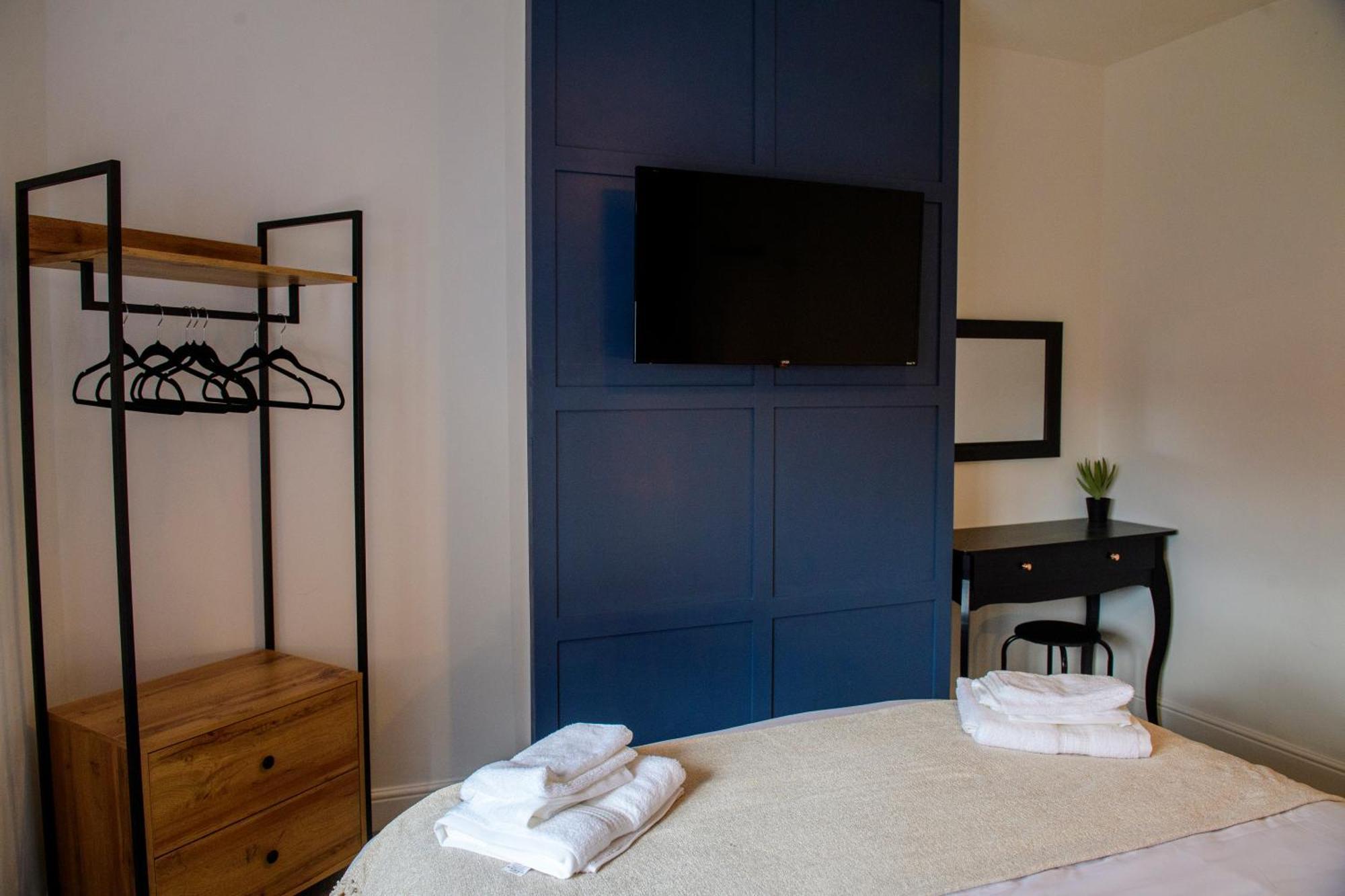 Stunning House - Sleeps 7 - 5 Mins Walk To Lincoln High Street - Parking - Wifi Villa Buitenkant foto
